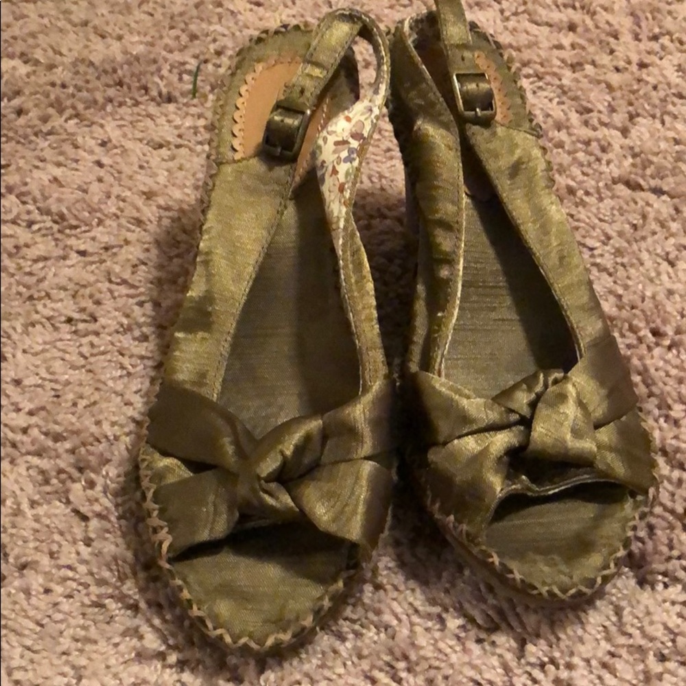Seychelles wedge